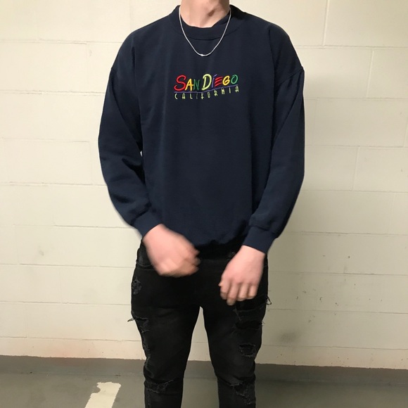 Gildan Other - Crew neck  San Diego California LG/XLG Navy blue